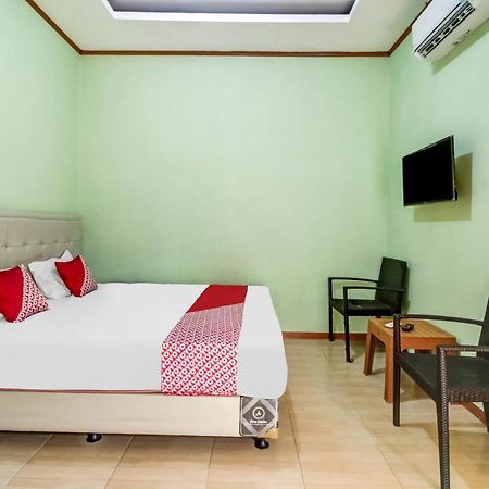 OYO 91216 Siliwangi Guest House Syariah Cirebon Bagian luar foto